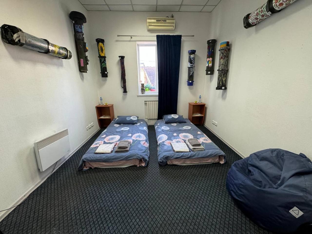 Арт-Вокзал Hotel Krivoy Rog Ruang foto